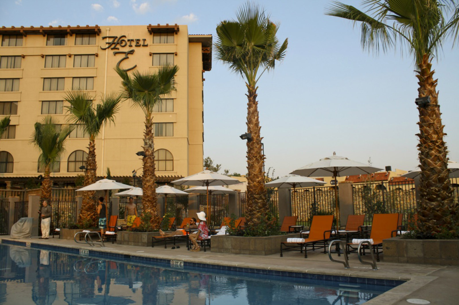 9574952564 012828fb50 h