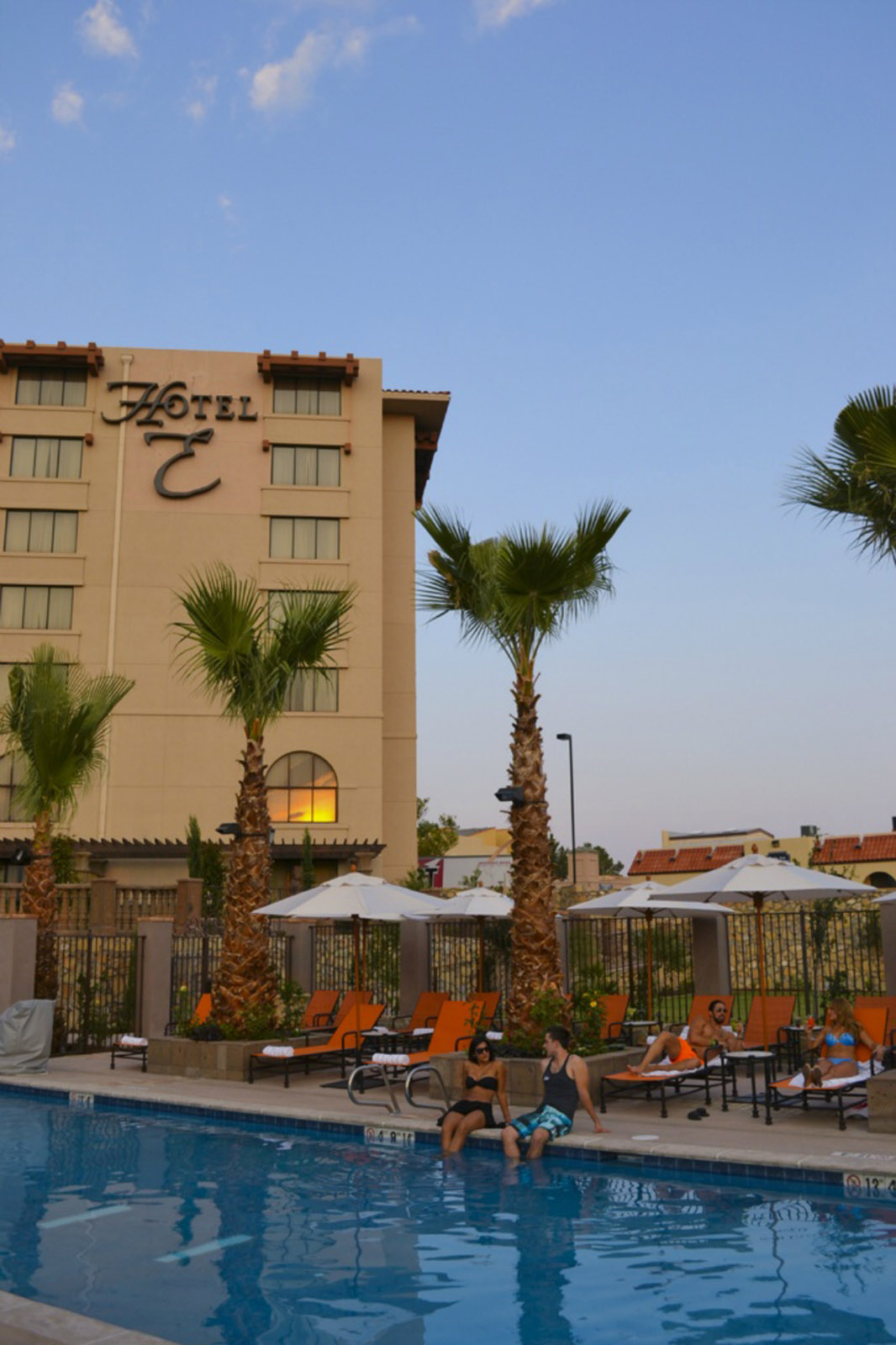 9574953766 adee4ee58b h